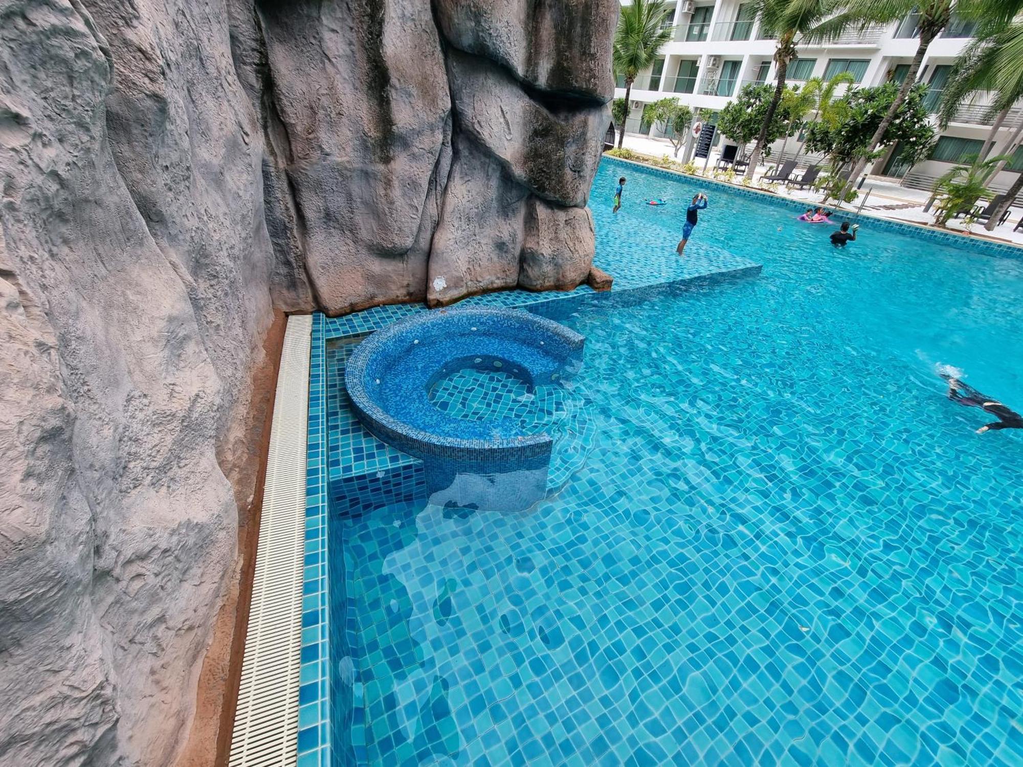 Laguna beach resort3 maldives ลากูน่า บีช รีสอร์ต 3 maldives หาดจอมเทียน ภายนอก รูปภาพ